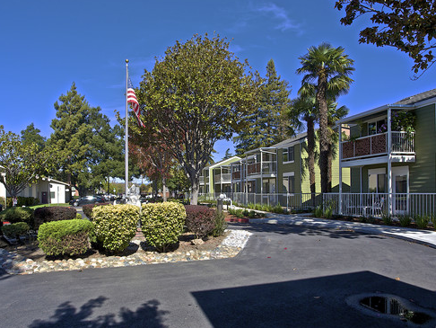 fargo senior income housing center low publichousing affordable