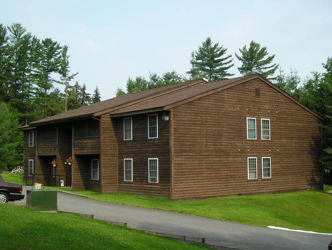 Adirondack Apartments