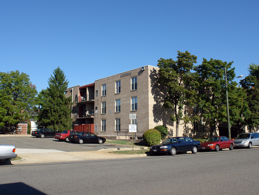 Pendleton Park Apartments