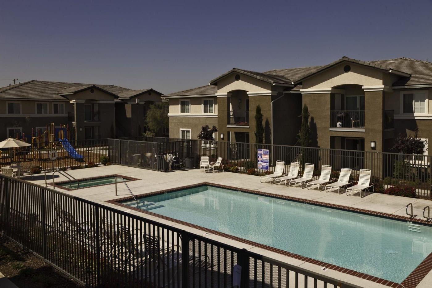 Valley Oaks Apartments Ca Low Income Apartments In Tulare Ca