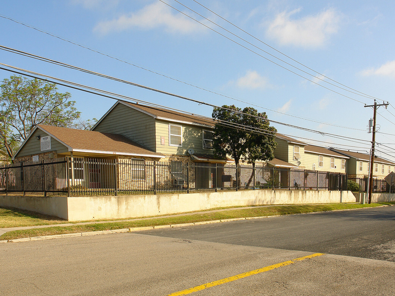 San Antonio, TX Low Housing