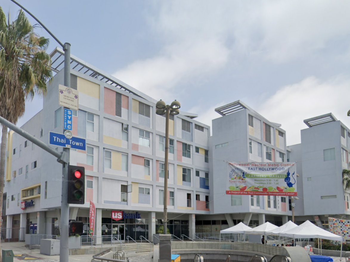 Metro Hollywood Affordable Apartments / Public Housing
